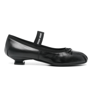 Ballerina satin pumps heels