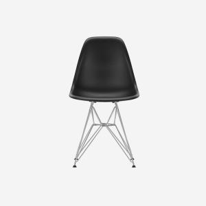 Vitra Eames Plastic Side Chair DSR Deep Black